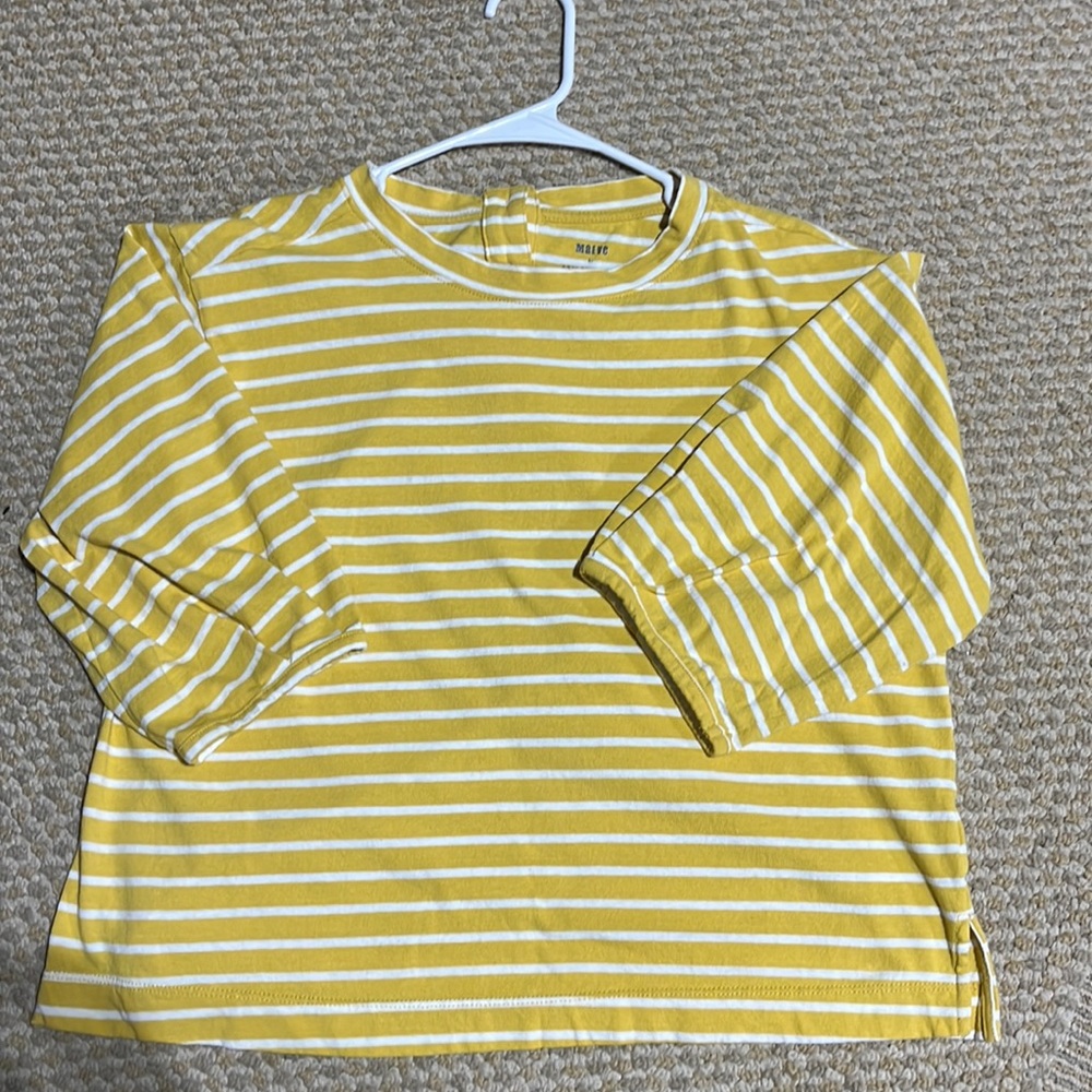 Super cute Maeve by Anthropologie cotton top